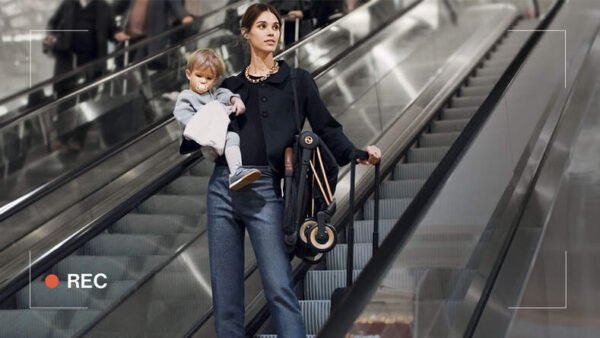 Cybex coya rose gold black